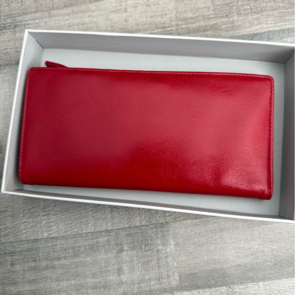 Status Anxious In The Beginning Wallet